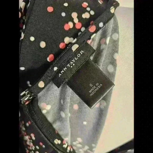 Ann Taylor size 0 black and polka dot wrap dress - Picture 2 of 4